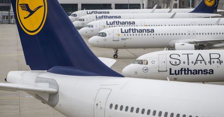 Sceny na pokładzie Lufthansy. Pilot stracił przytomność, samolot leciał sam