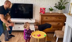 "Zabawa nigdy się nie kończy" w reklamie Mattel