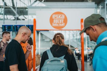 Radio ESKA znów zabierze słuchaczy w nieznane. Rusza trzecia edycja "Odlotu Ściśle Tajnego"