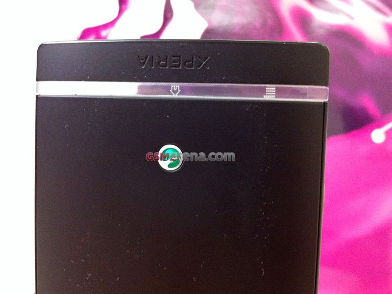 Sony Ericsson arc HD pozuje do zdjęć. Czym zaskoczy nowy flagowiec? 8