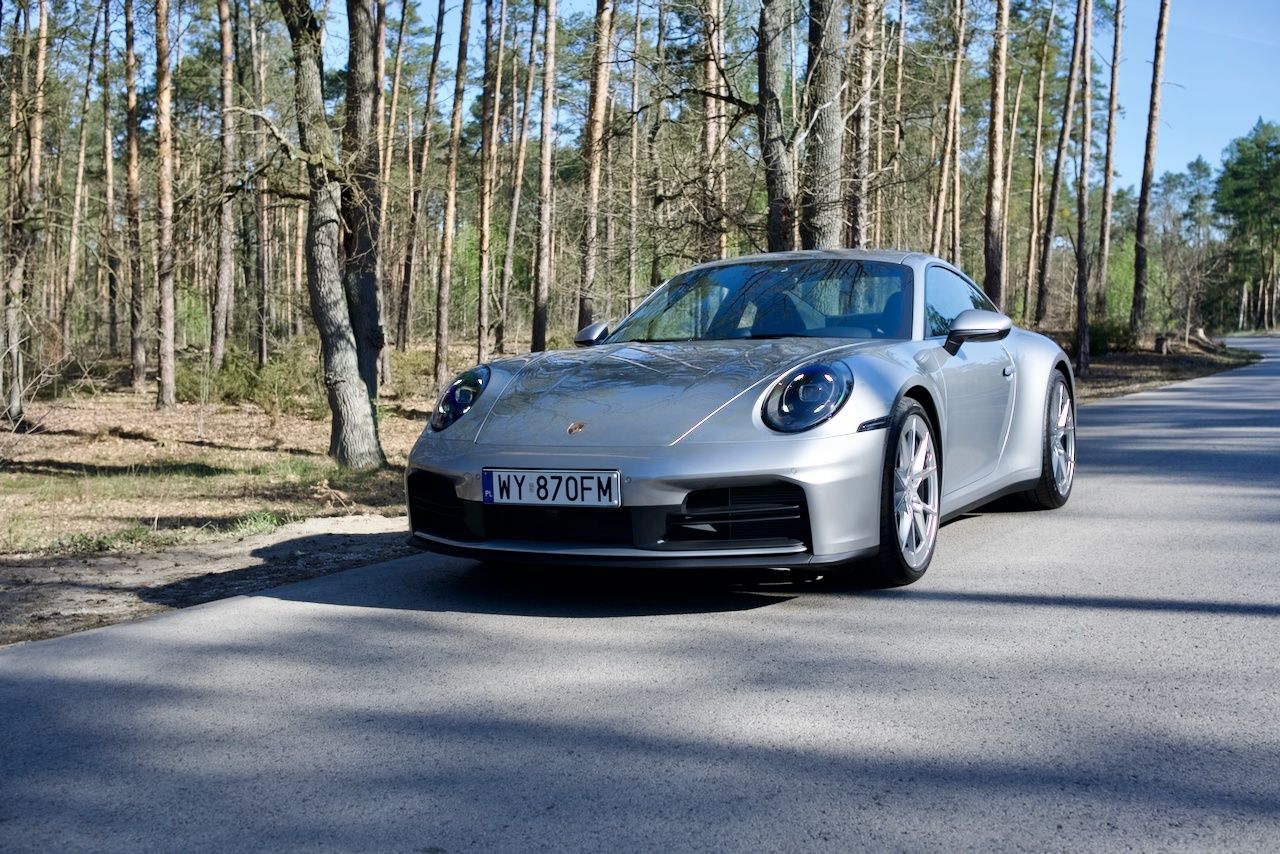 Porsche 911 Carrera