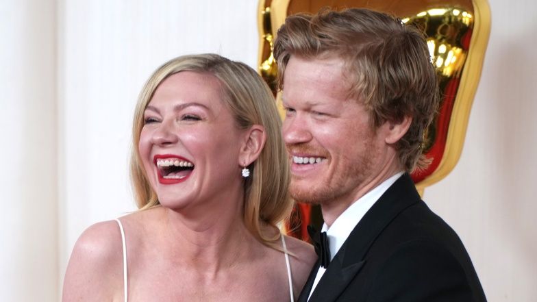 Kirsten Dunst potknęła się o stauetkę Oscara