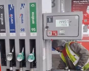 Od 2026 r. podwyżka opłaty paliwowej. Minister podał szczegóły