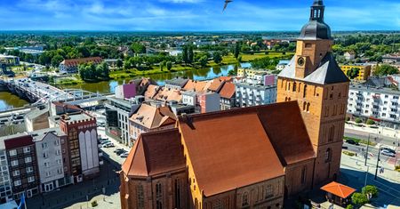 Pogoda we Gorzowie Wielkopolskim. Prognoza na poniedziałek 17 listopada. Chłodno, mgły nad ranem i przelotny deszcz