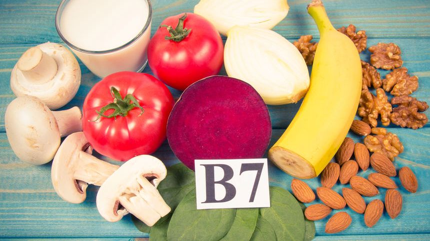 Biotyna należy do witamin z grupy B i jest znana przede wszystkim ze swojego korzystnego działania na urodę
