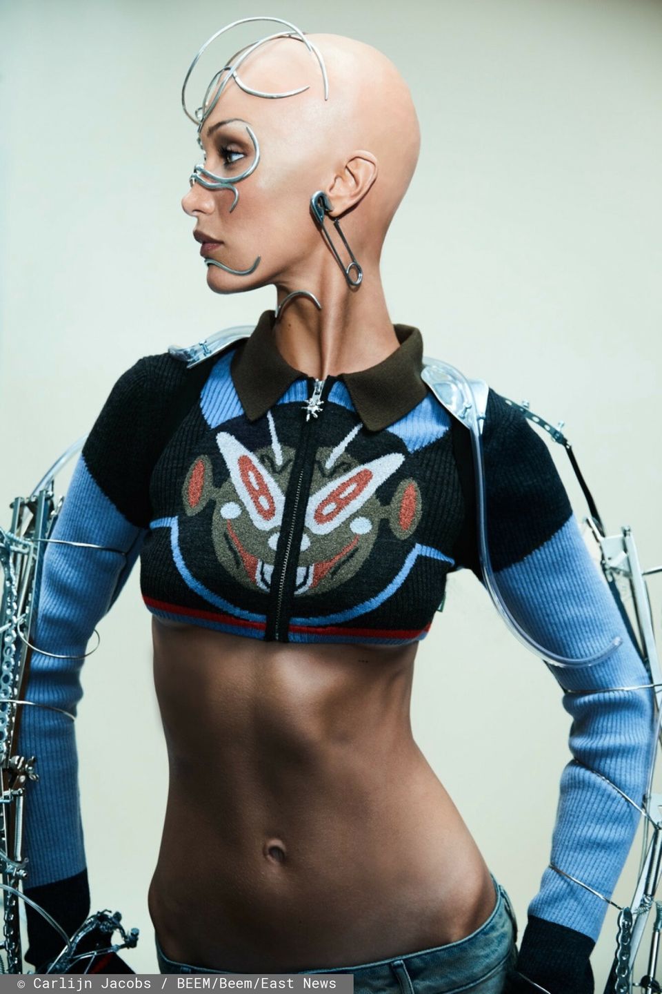 Bella Hadid w kampanii Heaven by Marc Jacobs