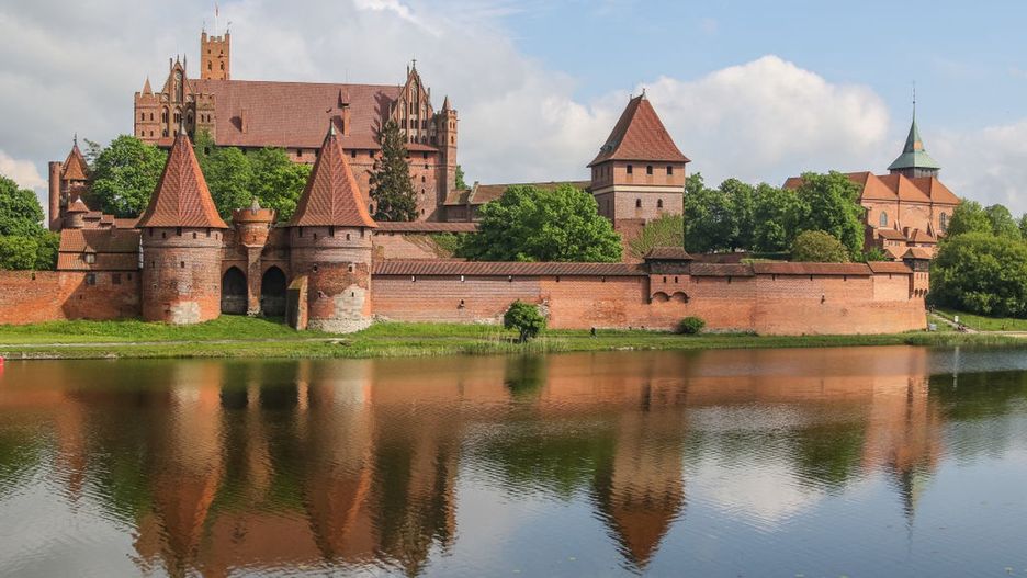Zamek w Malborku został wzniesiony przez zakon krzyżacki w kilku etapach - od 1280 r. do połowy XV w.