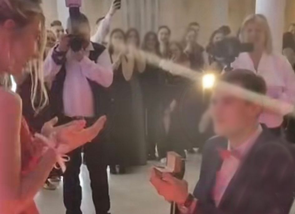 Zaręczyny na studniówce