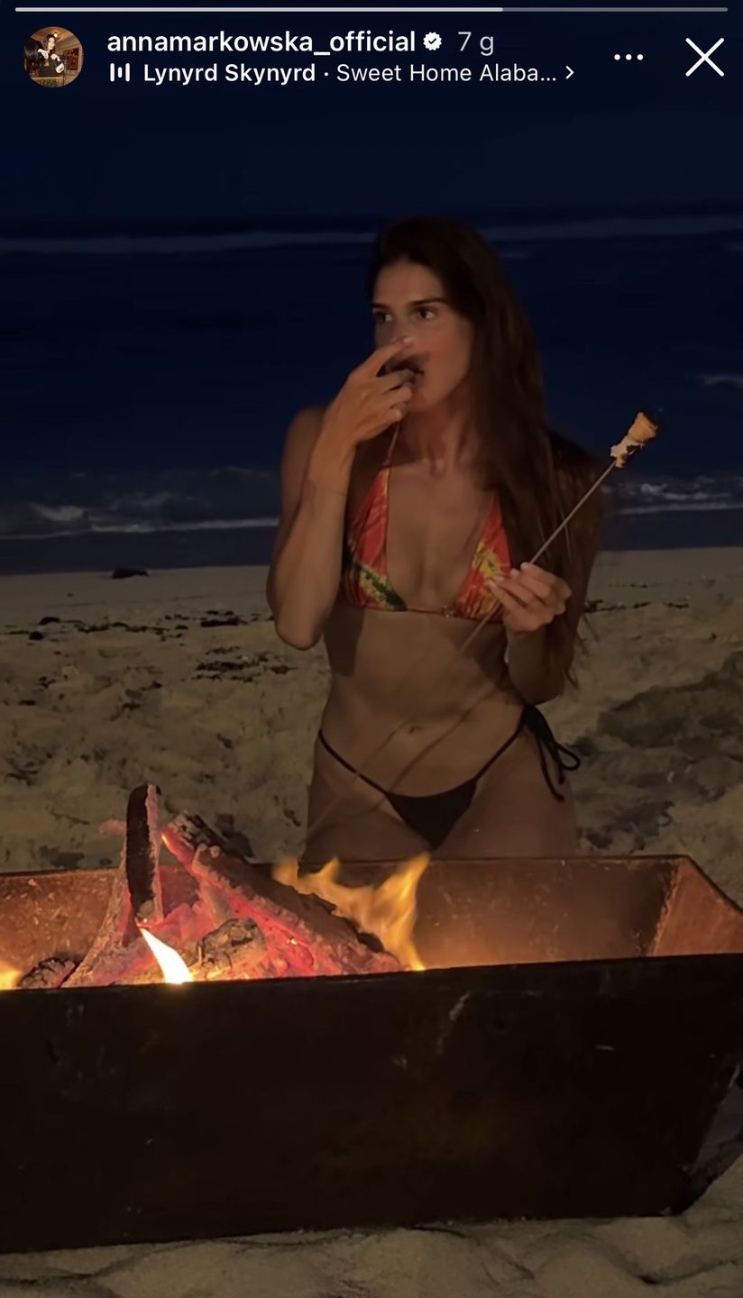 Anna Markowska na plaży 