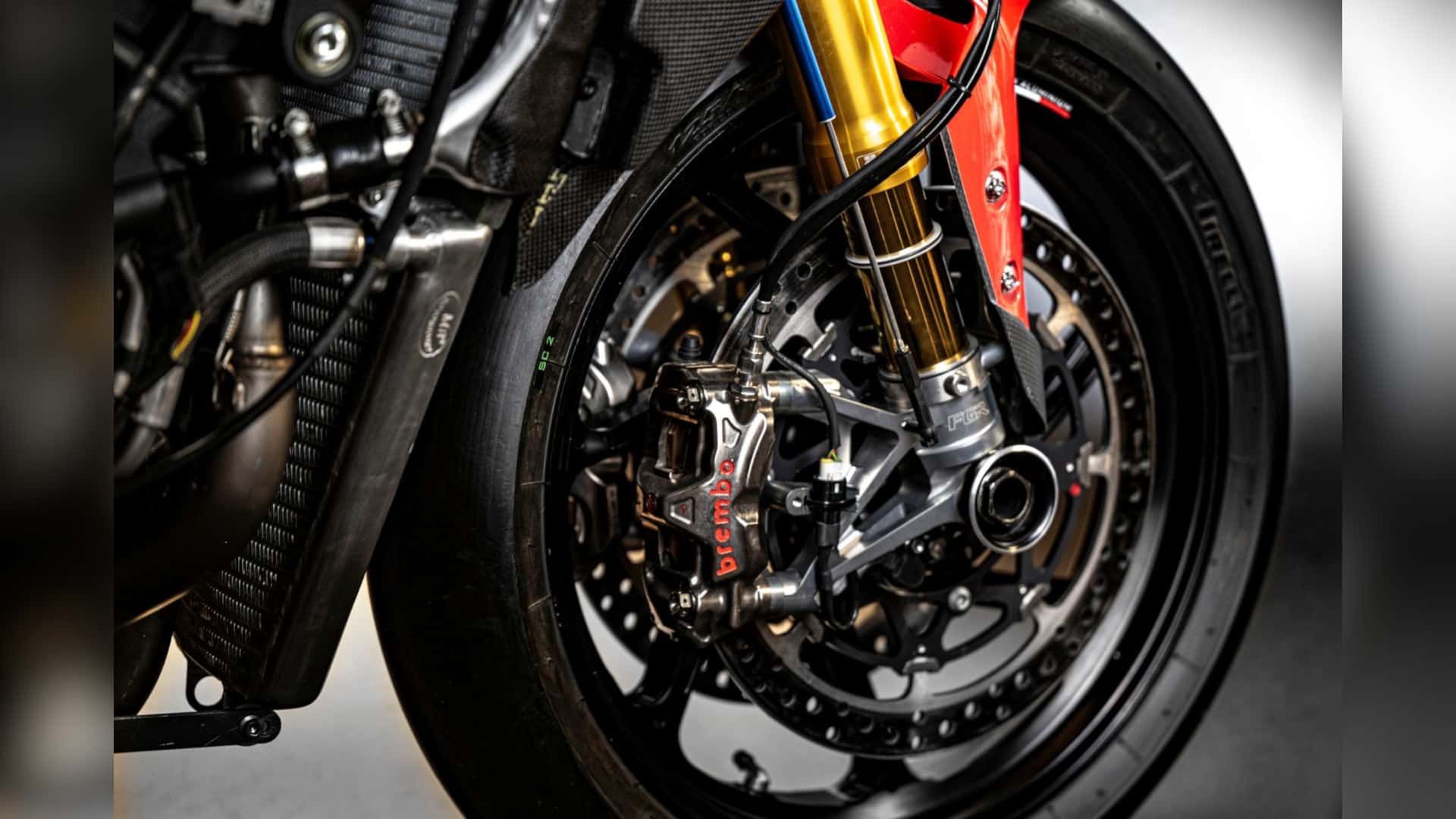 Yamaha R1 GYTR Pro 25th Anniversary