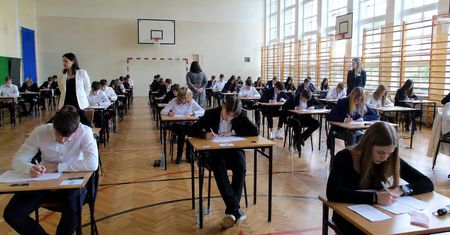 Wyniki matur we Włocławku. Licea wysoko, technika nad średnią
