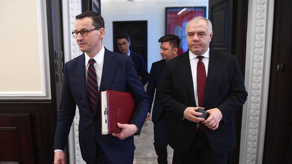 Premier Mateusz Morawiecki i minister aktywów państwowych Jacek Sasin