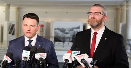"To nie zachwyt Konfederacją". Poseł Lewicy o sondażach