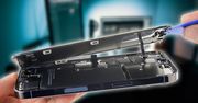 iPhone 13 Pro rozebrany na czynniki pierwsze. Co skrywa flagowiec Apple?