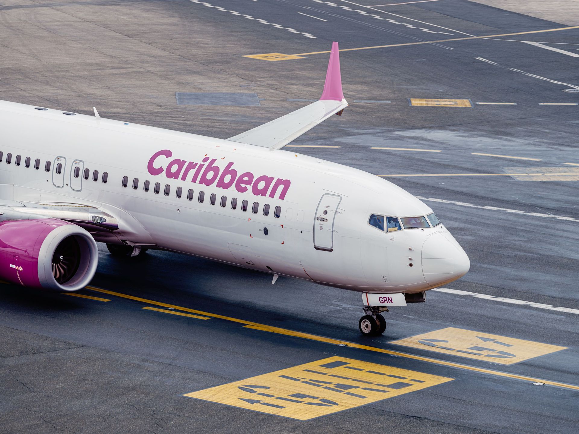 Dziecko urodziło się podczas lotu. Jakie obywatelstwo dla noworodka?