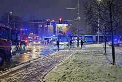 Zakneblowany mężczyzna w bagażniku. Śledczy o kulisach wypadku we Wrocławiu