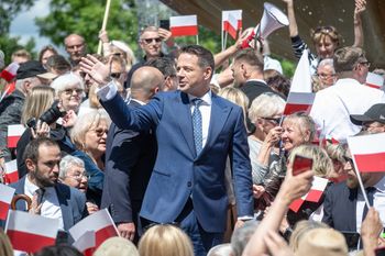 Podda się testom? Trzaskowski odpowiada Nawrockiemu