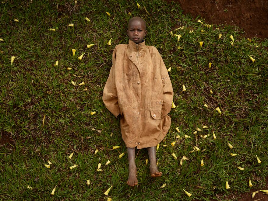 Pieter Hugo pokazuje życie ludzi zepchniętych na margines w Afryce. Te zdjęcia poruszają 4