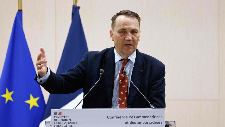 Minister Sikorski go?ciem honorowym Narady Ambasador�w Francji
Polish Minister of Foreign Affairs Radoslaw Sikorski delivers a speech during the annual conference of French ambassadors at the International Conference Centre of the French Foreign Affairs ministry in Paris on January 6, 2025. (Photo by Ludovic MARIN / AFP)
LUDOVIC MARIN