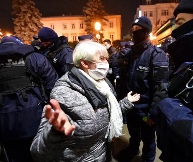 Internauci chcą pozywać policjantów. Prawniczka: w życiu się z tym nie spotkałam