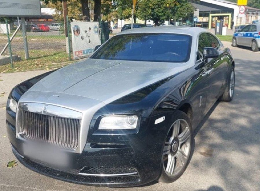 Policja odzyskała Rolls-Royce'a wartego milion złotych