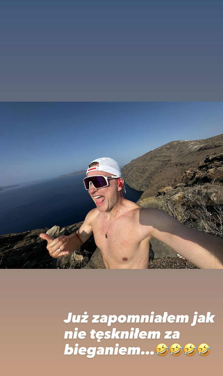 Kuba Wesołowski szaleje z żoną na Santorini
