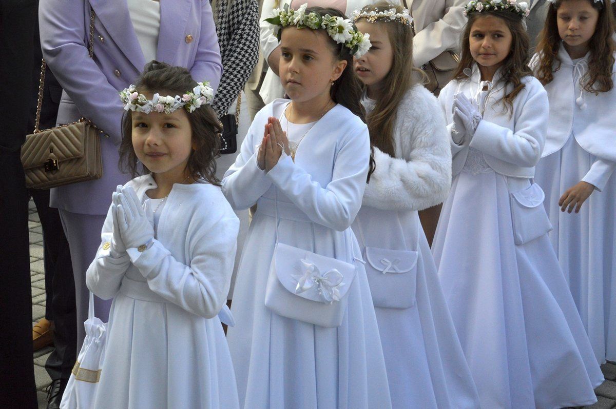 Pierwsza Komunia w bazylice konkatedralnej Matki Bożej Królowej Polski