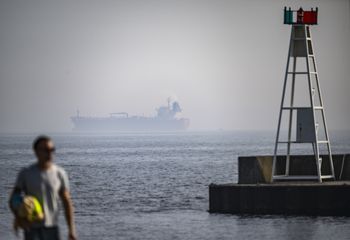 Szwecja zatrzymała tankowiec na Bałtyku. Może należeć do rosyjskiej "floty cieni"