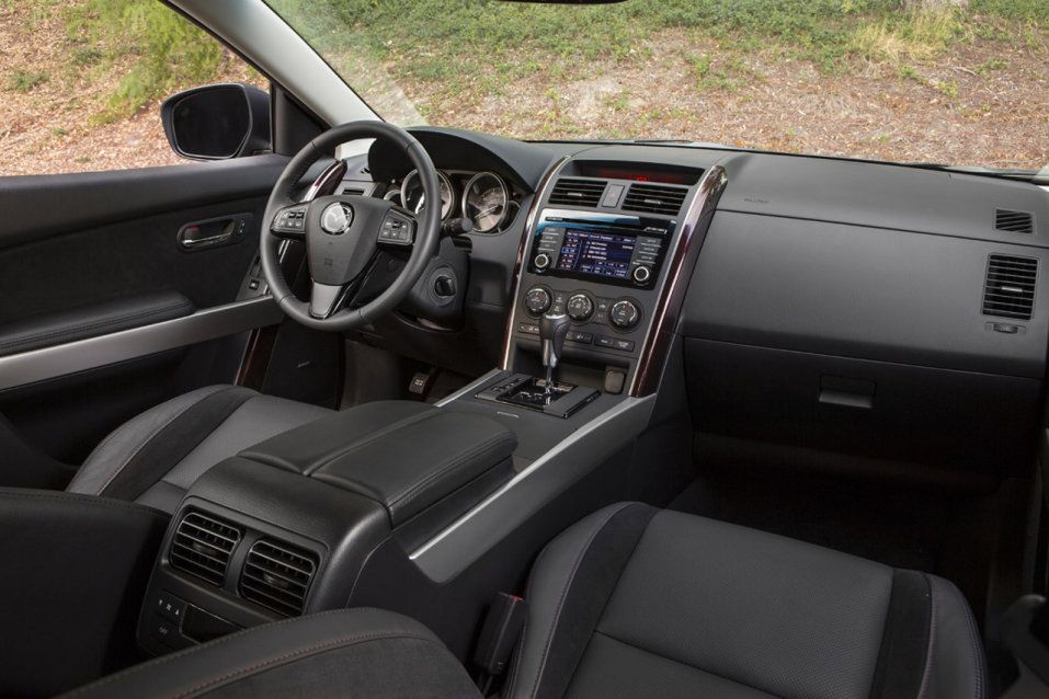 Odświeżona Mazda CX-9 na oficjalnych zdjęciach [galeria] 28