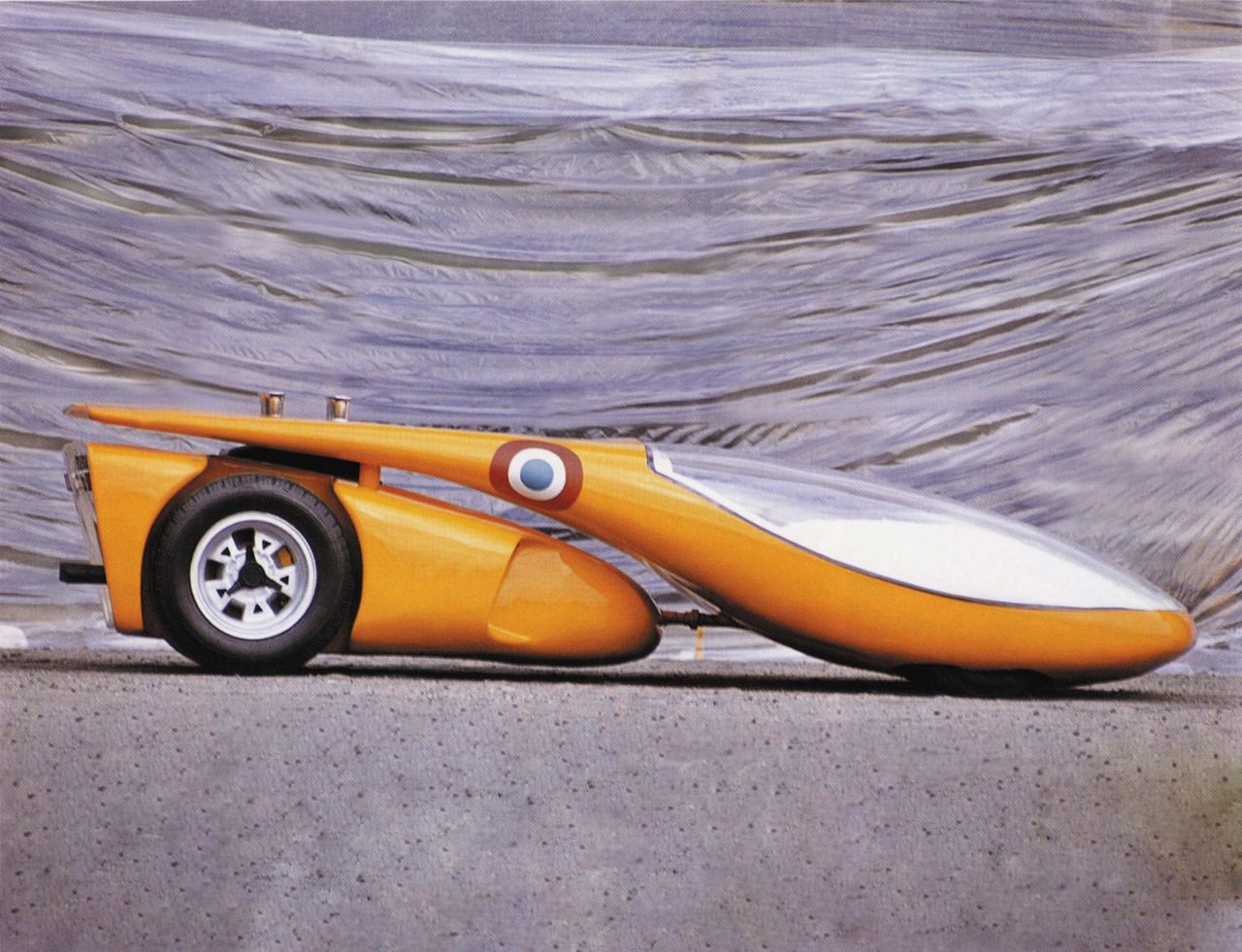 Studium samochodu sportowego z roku 1970. W tylnym module znajduje się układ napędowy z Lamborghini Miury (fot. archiwum Colani)