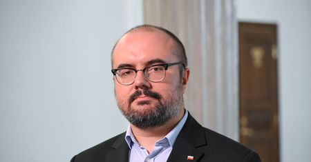 "Kurski kłamie". Jabłoński odpowiada na zarzuty