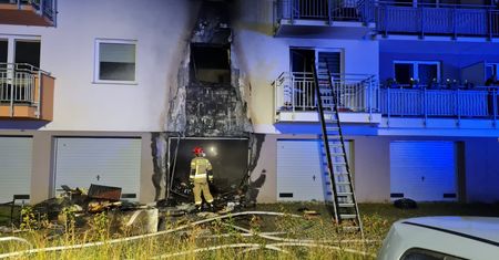 Gdańsk. Dwa nocne pożary przy tej samej ulicy. Jedna osoba w szpitalu