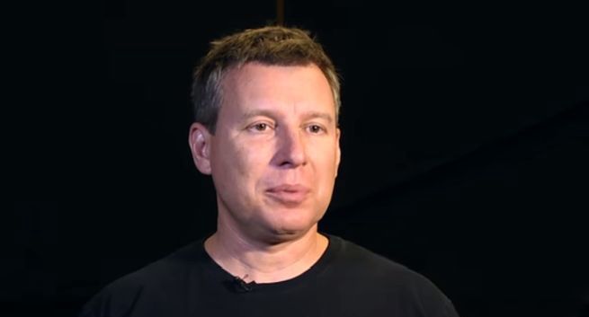 Szef CD Projektu: „Cyberpunk 2077” nie trafi na półkę. Będziemy go sprzedawać przez lata