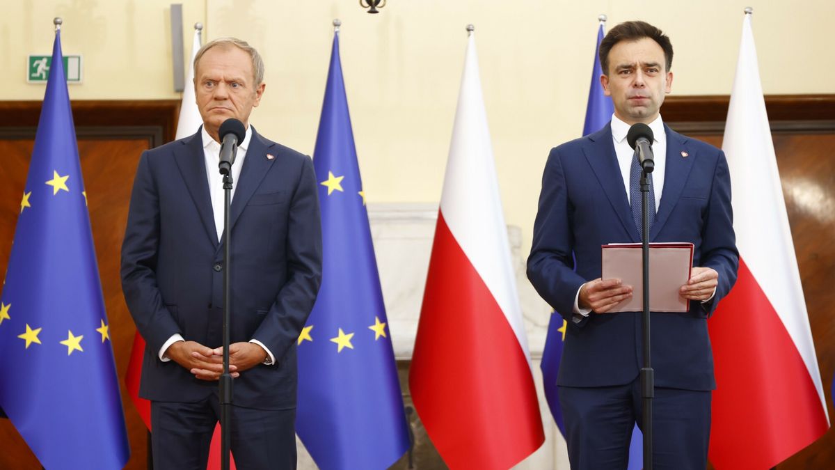Premier Donald Tusk i minister finansów Andrzej Domański