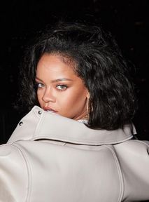 Eminem przeprasza Rihannę "z całego serca" za obrzydliwe słowa o jej pobiciu