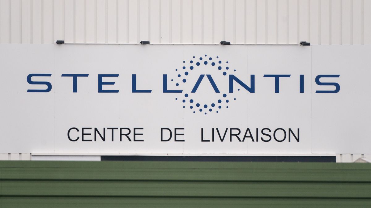 A logo on the delivery center building at the Stellantis NV automobile plant in Poissy, France, on Monday, Oct. 30, 2023. Stellantis report earnings on Oct. 31. Photographer: Nathan Laine/Bloomberg via Getty Images