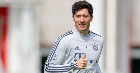 Ile zarabia Robert Lewandowski? Polak wśród najlepiej opłacanych piłkarzy świata