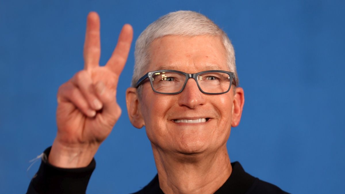 Tim Cook otrzymał premię w wysokości 750 milionów dolarów. Za co otrzymał tak wysoką nagrodę? 