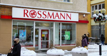 Zadbaj o zęby. Promocja w Rossmannie, zaoszczędzisz kilkadziesiąt złotych