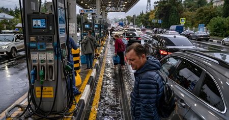 Kryzys na Krymie. Brak paliwa, prądu i panika wśród mieszkańców – Ukraina zaciska pętlę