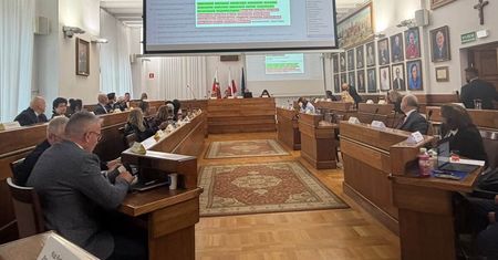 Radni PiS chcieli zamrozić relacje ze Lwowem. Klub Żuka powiedział „nie”