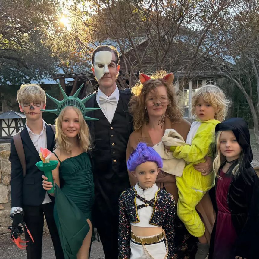 James Van Der Beek z rodziną