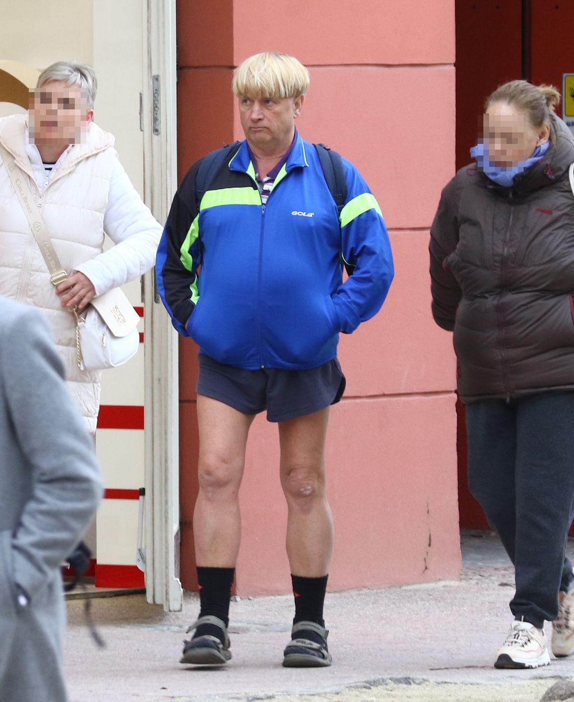Gracjan Roztocki maszeruje po Sopocie