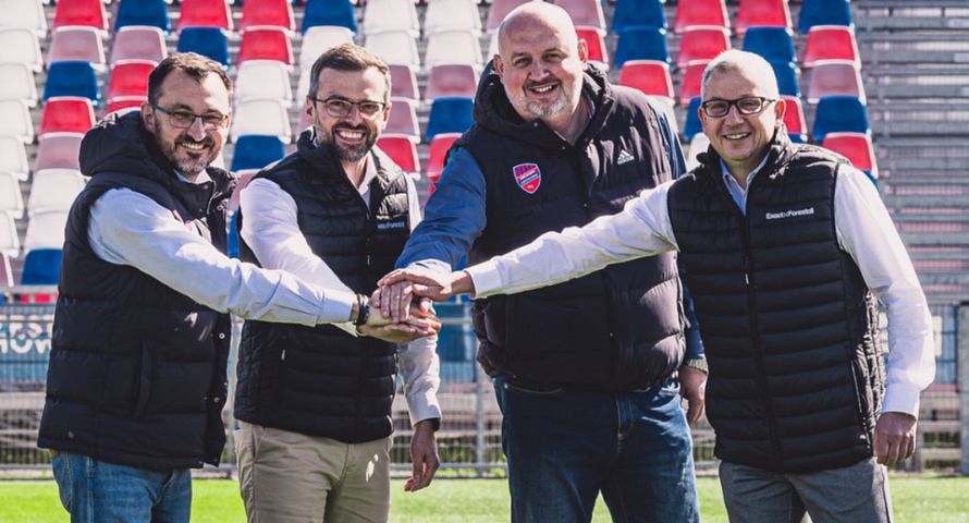 Raków Częstochowa ma nowego sponsora. Zamiast Zondacrypto