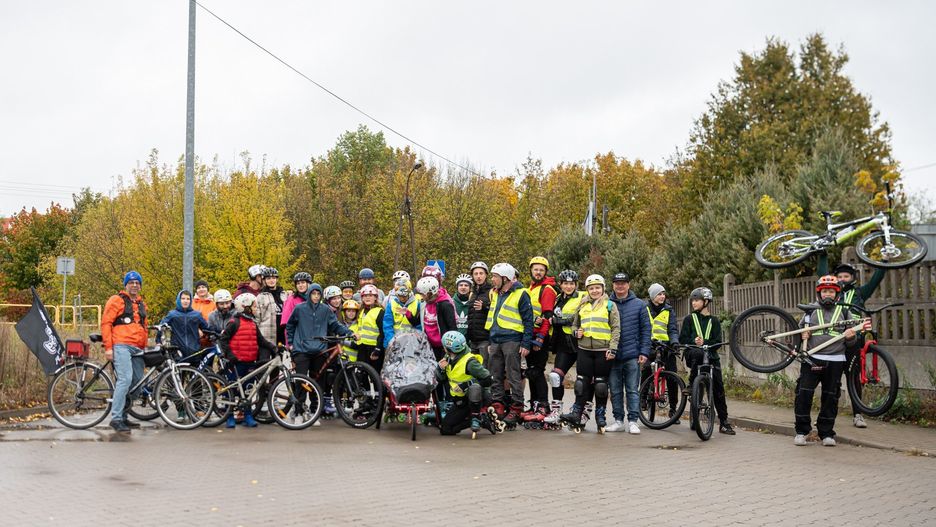 Rolkowo-rowerowy przejazd do Choroszczy.