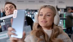 Joanna Krupa w spocie Neonetu na Boże Narodzenie