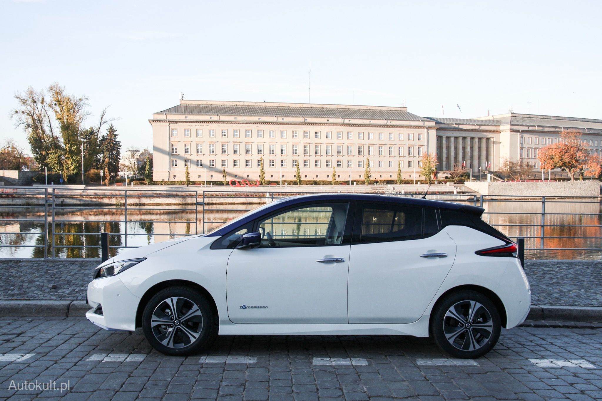 Nissan Leaf e+