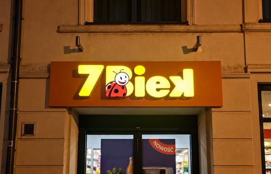 Biedronka wrzuciła "7Biek". "Nazwa niezbyt szczęśliwa"