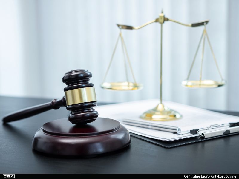 Nowy akt oskarżenia w śledztwie dotyczącym RARS. Zarzuty płatnej protekcji i pośrednictwa przy wykreślaniu spółek z KRS