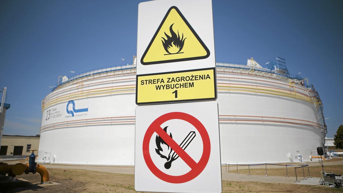 Rurociągiem "Przyjaźń" płynie surowiec m.in. do niemieckich rafinerii. Zdjęcie ilustracyjne